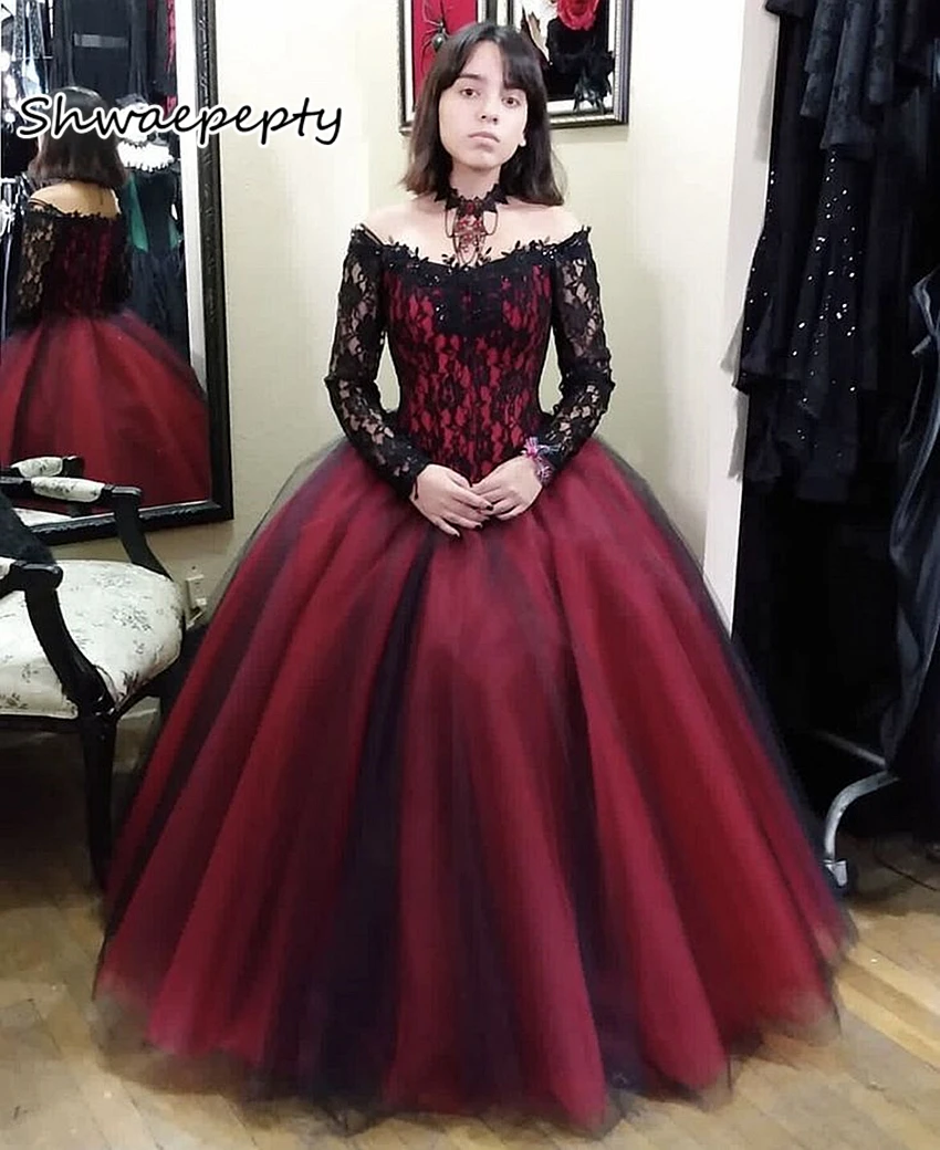 Vintage Wedding Dress Lace Long Sleeves Floor Length Ball Gown Black And Burgundy Women Formal Gown Celebrity Party Dresses