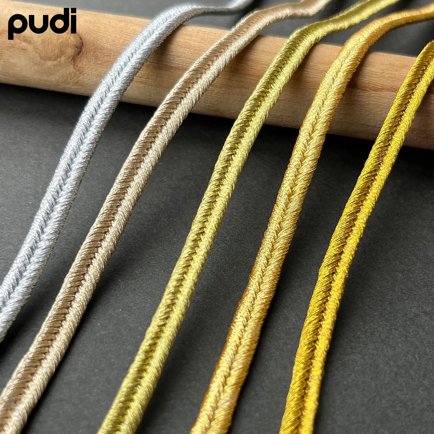 

Exquisite 3/5mm Gold Silver Herringbone Clothing Ribbon Thin Rope Snake Belly Strap for Cheongsam Uniform Accessory