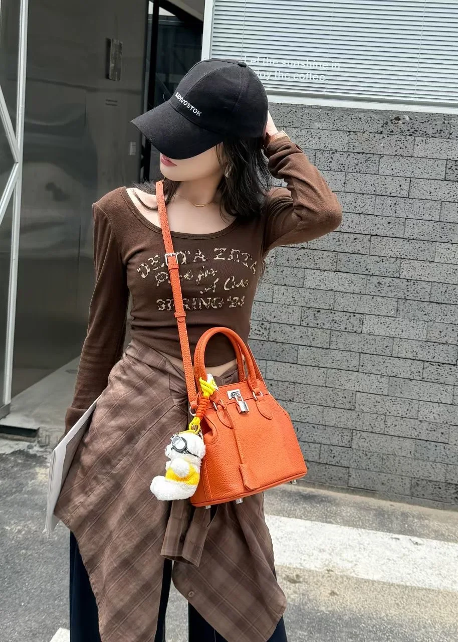 

Spring 2025 New Sle Women's Handbag ell ape Leather Bag Milk Box Lo Bule Crossbody Bag Versatile Casual Handbag