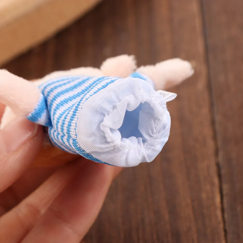 

6Pcs Grandparents Soft Finger Puppets Set Interactive Educational Cloth Velvet Early Education Cartoon Safe Baby Party Favors