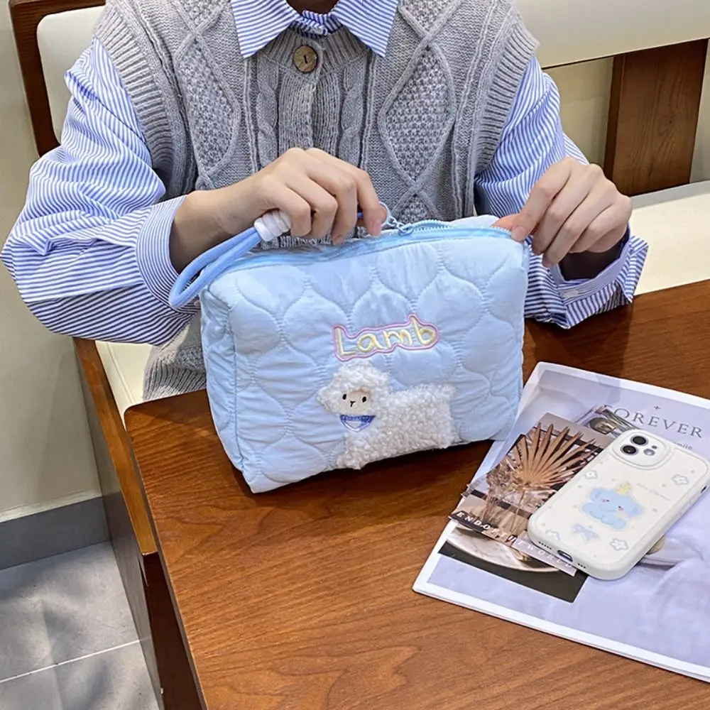 Tas Kosmetik Bordir Anak Anjing Gaya Korea Tas Cuci Genggam Kartun INS Kapasitas Besar dengan Pegangan Tas Pouch Rias Perjalanan