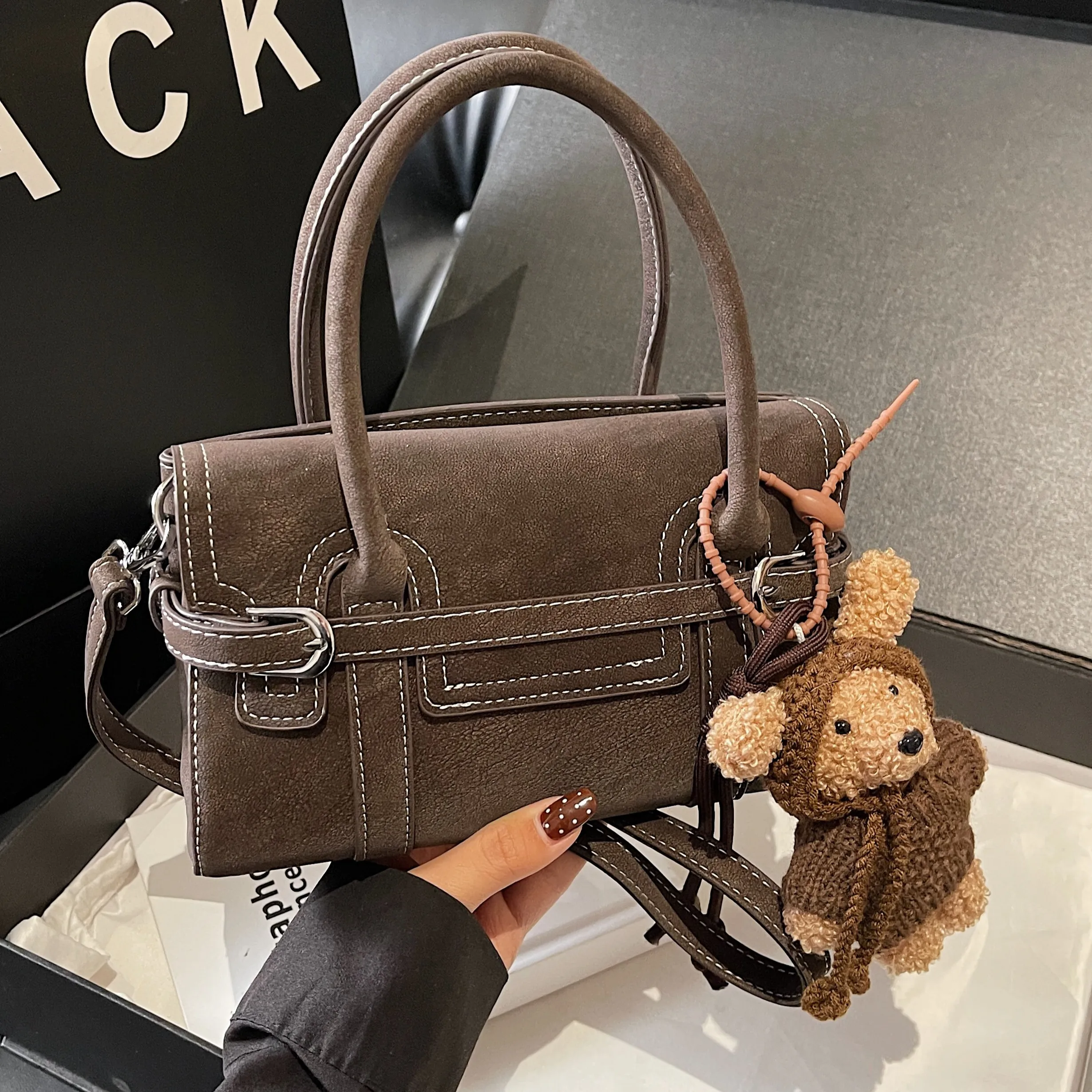 

Женская сумка через плечо в стиле ретро, модная классическая сумка-сэтчел большой вместимости 2026 года, сумка-кроссбоди, сумка-багет, кошелек