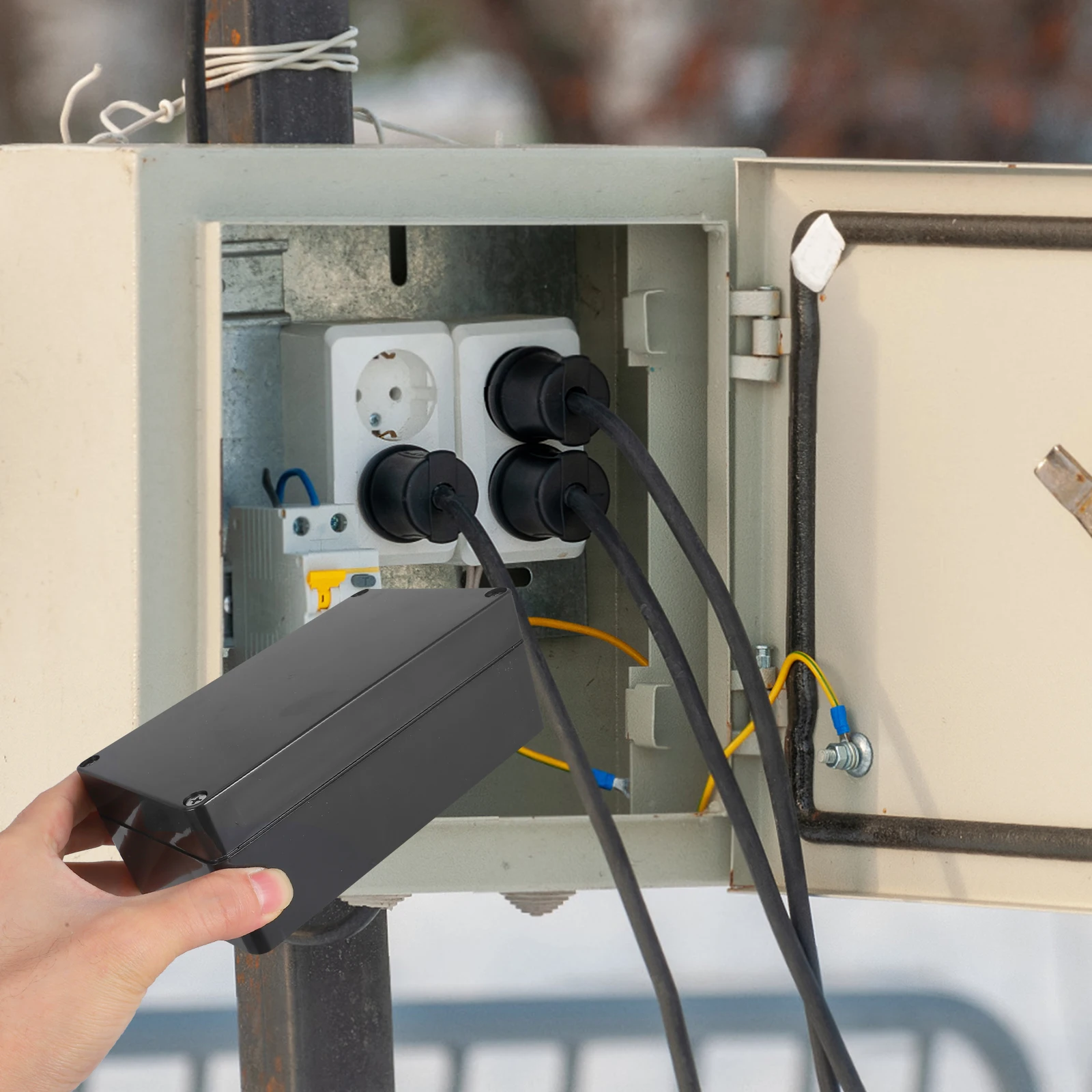 

Waterproof Junction Box Electrical Outdoor Socket Plastic Thickened Boxes Wall Mount Impact Resistant Easy Installation