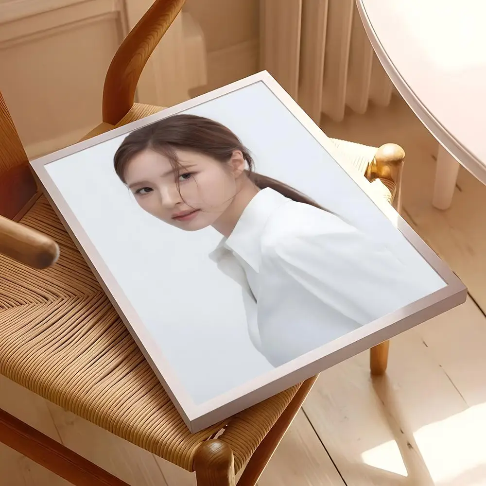 actress celebrity S-Shin Se Kyung Poster Modern Aesthetic Self-Adhesive Picture Wall Decoration for Living Space & College Room