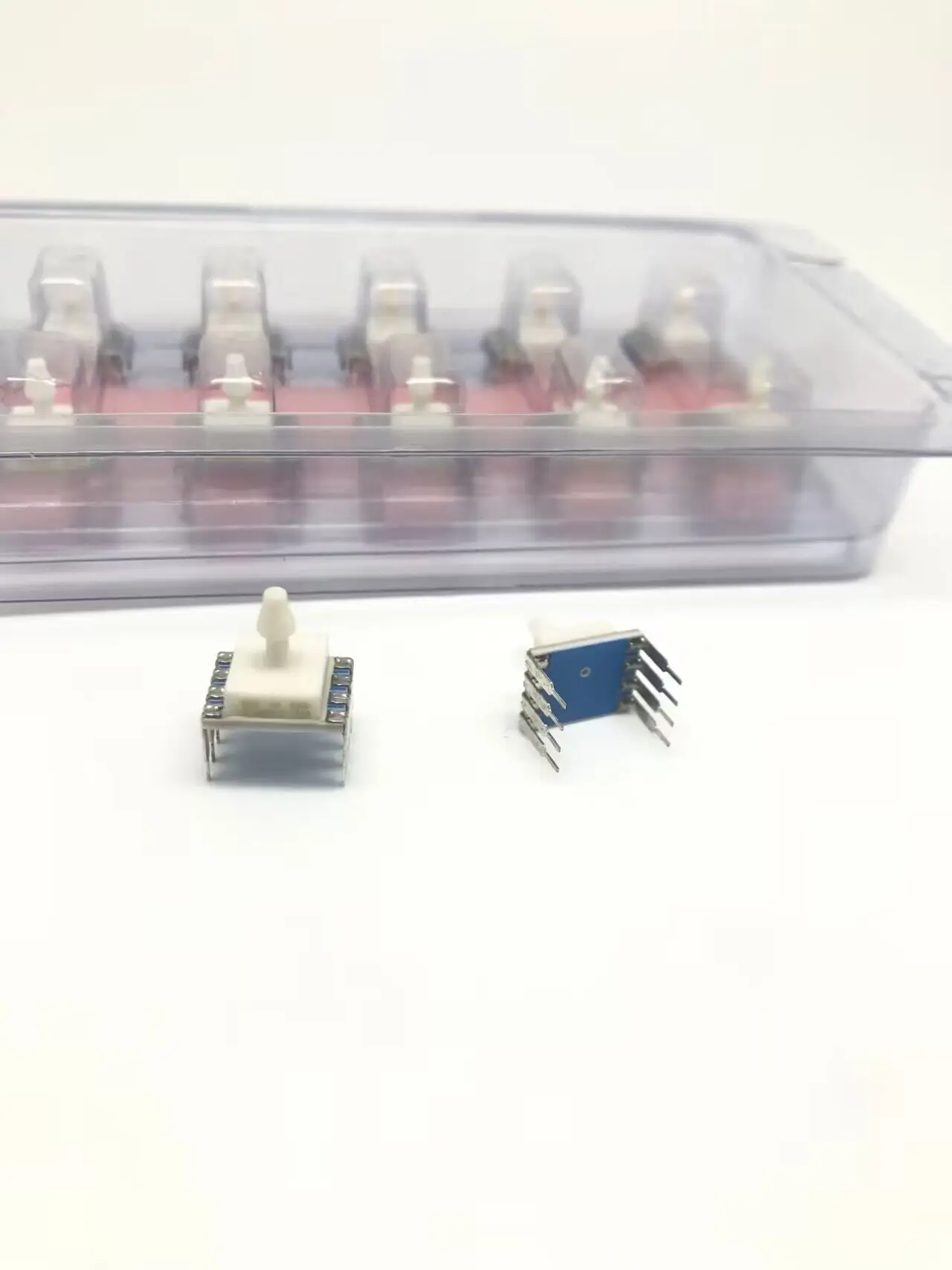 

4525-TP5A030AP Прецизионный датчик давления MEAS, новый, оригинальный, быстрая доставка