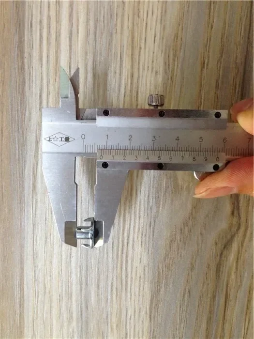 - For M4M5M6MM8M10 four claws nut cold heading four claw nails, wood-paneled nut plum nail embedded anti-knock