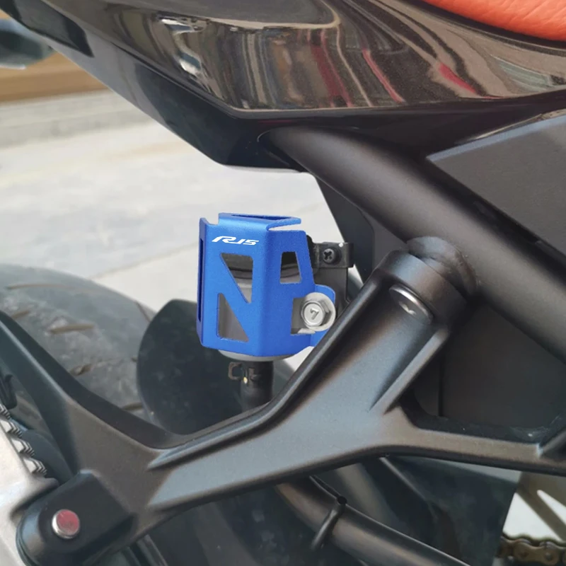 Moto Accessories For YAMAHA YZF R15 YZFR15 R15 V3 YZF-R15 R15M CNC Rear Brake Fluid Reservoir Cover Oil Cap Guard Protection Cap
