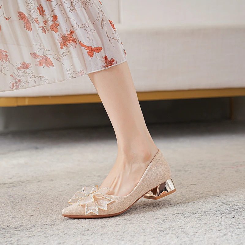 

Pointed Toe Block Heel Pumps With Rhinestone Star Bow Detail Metallic Heel Elegant Dress Shoes For Wedding Party Prom Bridal