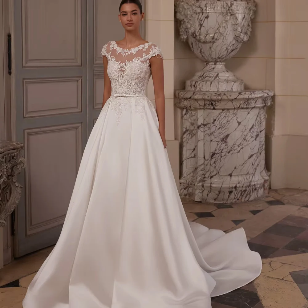 

Customized New Modest Beaded Satin Wedding Dress A-line Floor-length Lace Appliques Bridal Gown Classic Oneck Bridal Gown