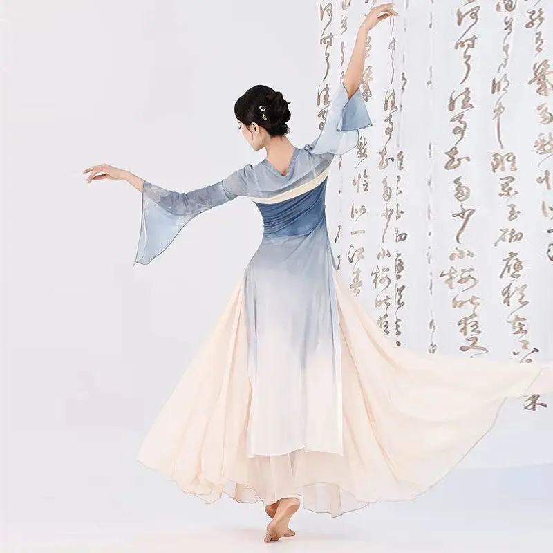 Tenue de danse classique pour femme, ensemble Hanfu fluide, grande jupe pivotante, costume de danse chinoise, ensemble d'entraînement, tenue de performance avec ruban