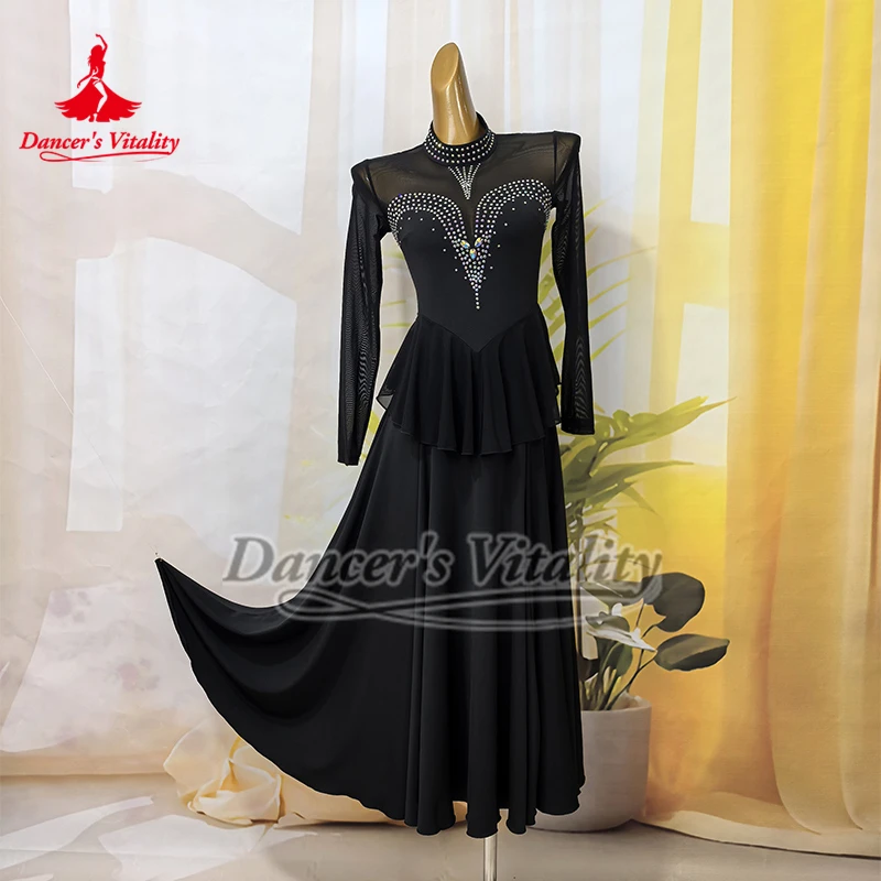 Hooggesloten Quickstep Waltz Foxtrot Drie kleuren zijn beschikbaar Sierlijke grote swingjurken Ballroomdanstrainingskleding