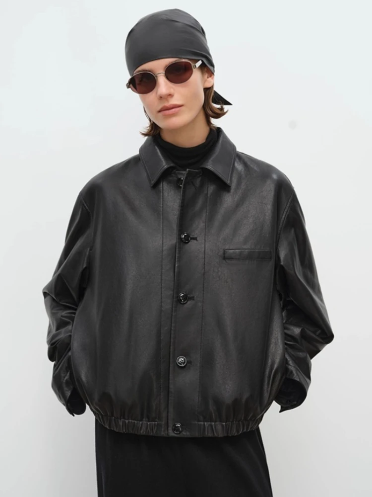 سترات قصيرة غير رسمية من الجلد الطبيعي للنساء لربيع وخريف 2025 معطف جديد راقي وبسيط وكلاسيكي ناعم أسود من جلد الغنم الحقيقي #1