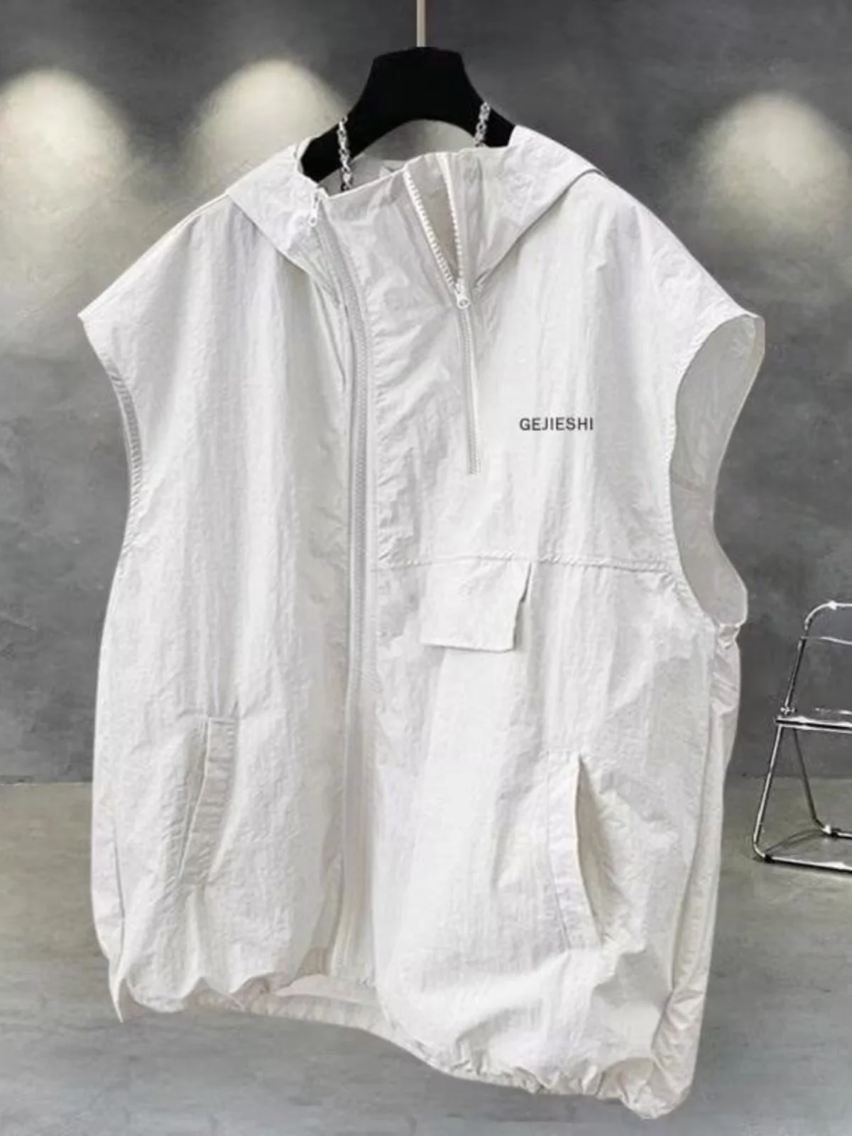 Hooded Zipper Sleeveless T-Shirt Men's Summer Cool Loose Ice Silk Sun Protection Workwear Large Pocket Design Shoulder Vest