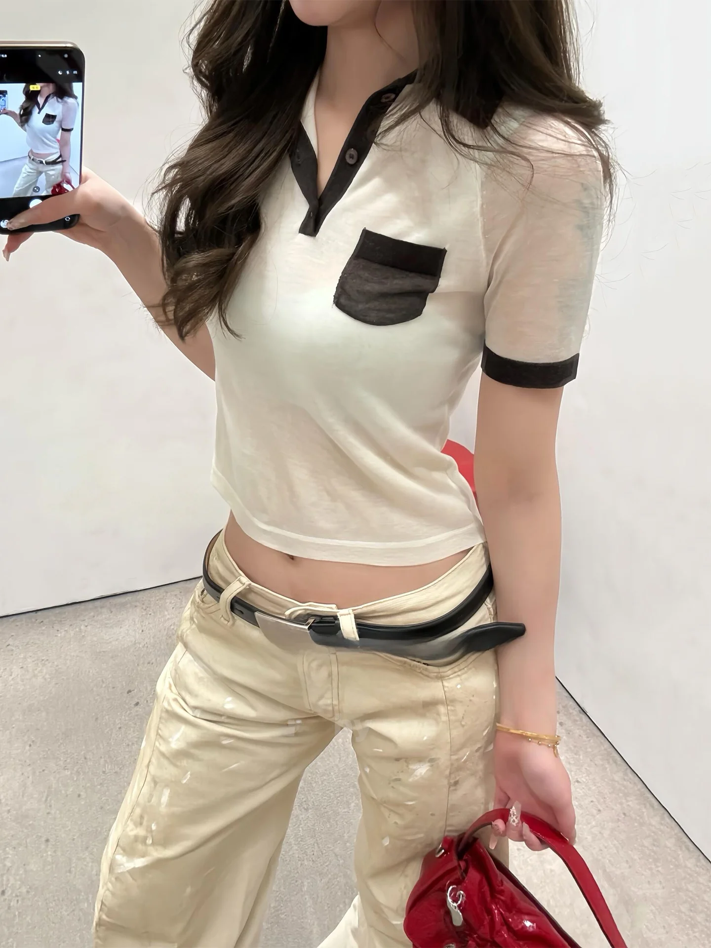 

Women's Summer Short Sleeve T-Shirt Casual Style Pocket Design Thin Micro-Light Top Half-Unbuttoned Neck Short Length