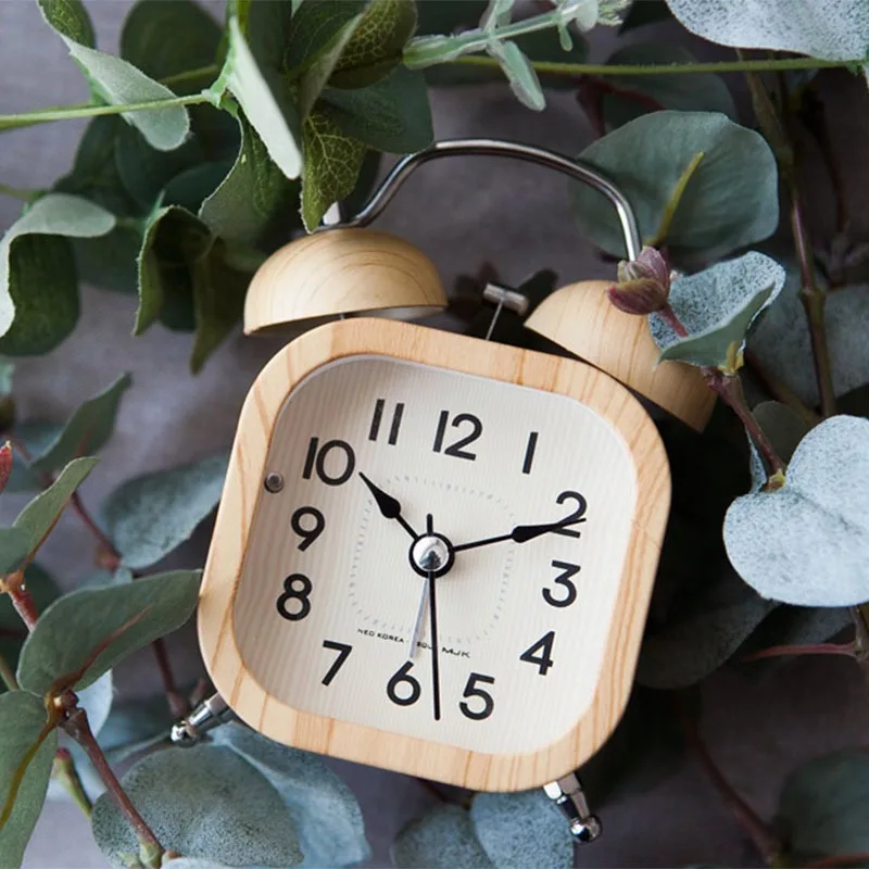Retro Bedside Alarm Clock Plastic Home Decoration Wood Grain Student Desk Luminous Silent Alarm Clock Bedroom Silent Night Light