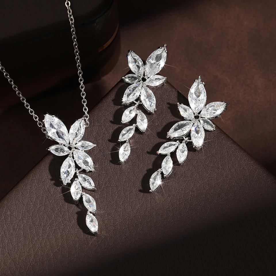 ZAKOL Fashion Cubic Zirconia Leaf Earrings Necklace Set for Women Elegant Sliver Color Bridal Wedding Party Jewelry Dress SP3064