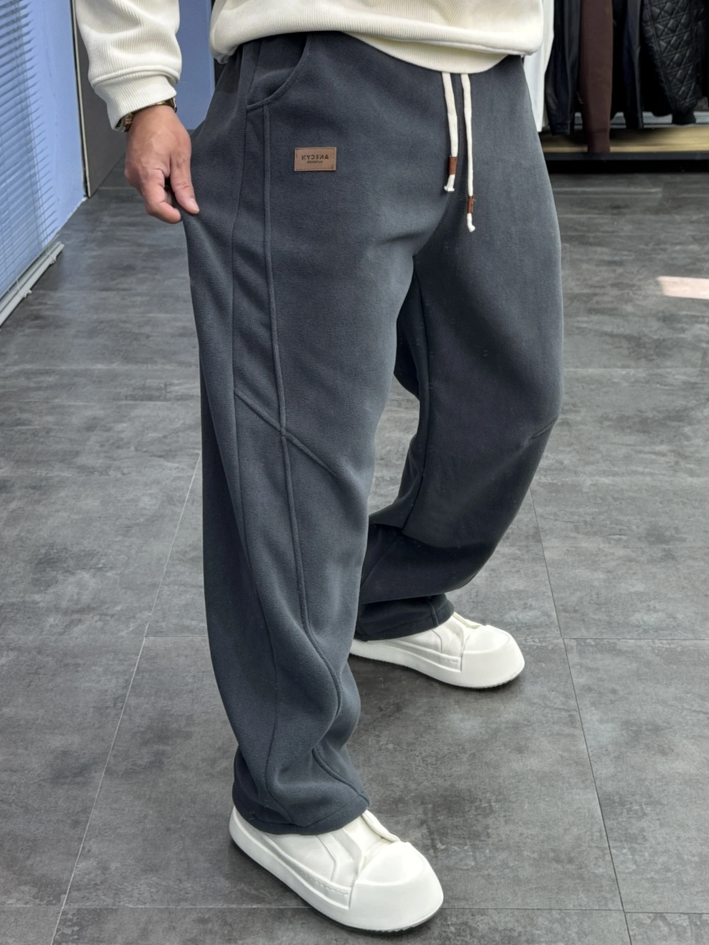 

Svip Thiened Fce Lined Loose Straight Leg Pants Men's Casual Comfortable Winter Warm Polyester Fiber Elastic Waist