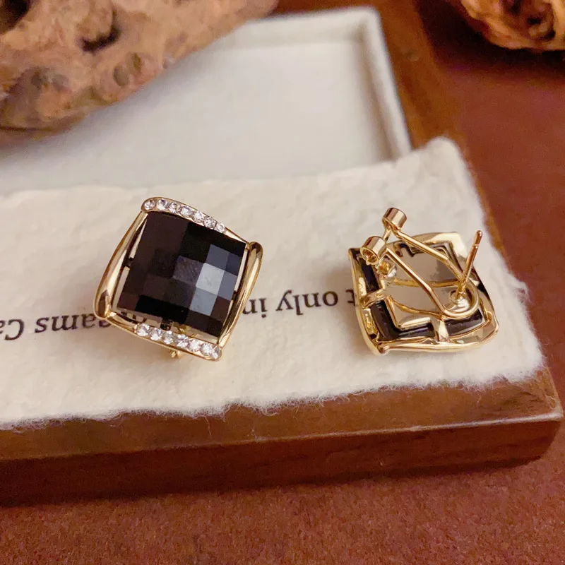 Temperament simple diamond-set black crystal rhombus stud earrings women's fashion light luxury s925 silver needle earrings