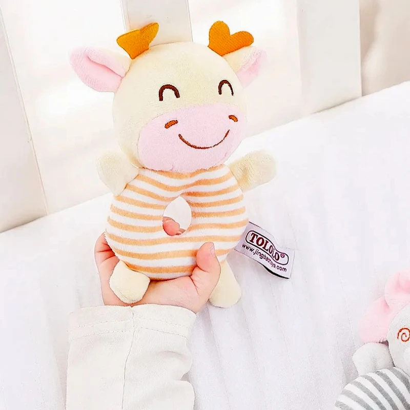 感情を落ち着かせるベビーガラガラおもちゃ漫画動物ぬいぐるみ幼児ハンドリングベッドおもちゃ新生児0-24ヶ月幼児早期教育玩具