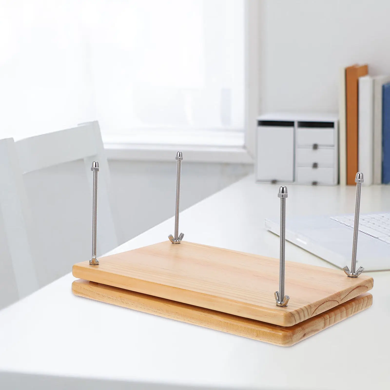 

Wooden Book Press Tool Adjustable Pressure Strong Resilient Materials Versatile Uses Bookbinding Paper Pressing Portable