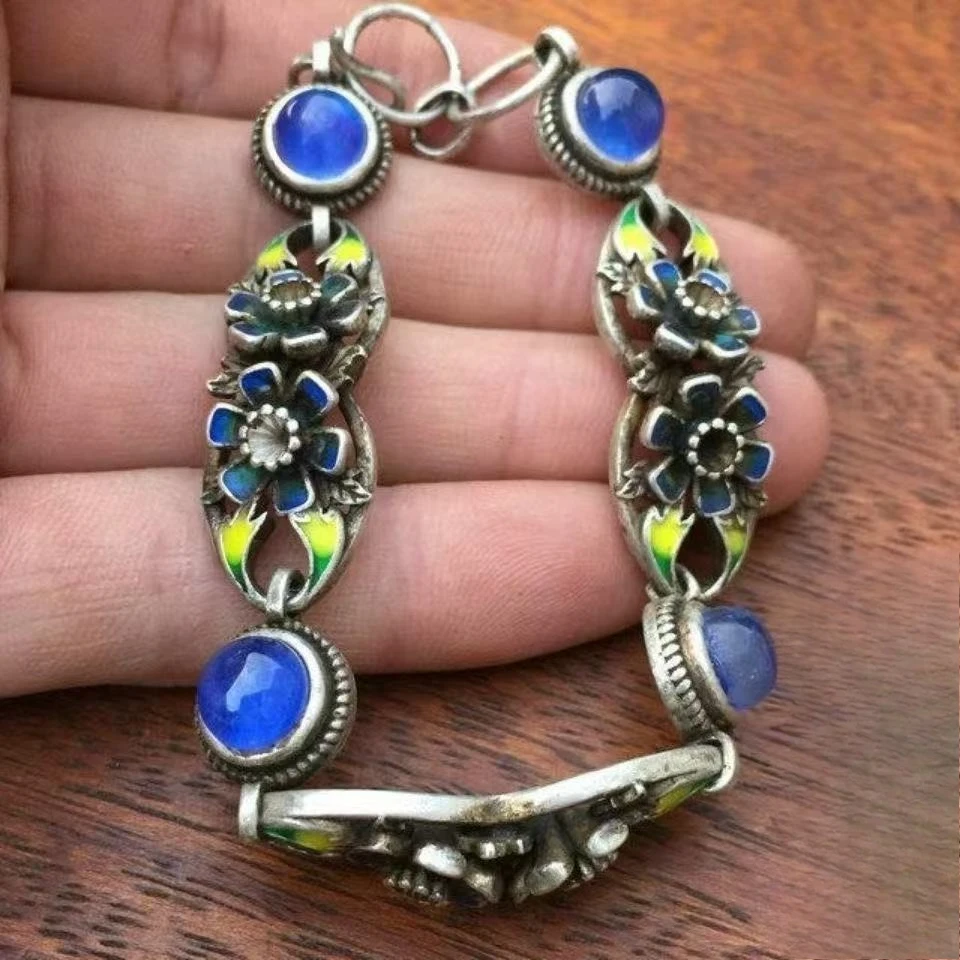 

Vintage Silver Chain Bracelet Handcrafted with Gemstones Adjustable Link Design for Women Men