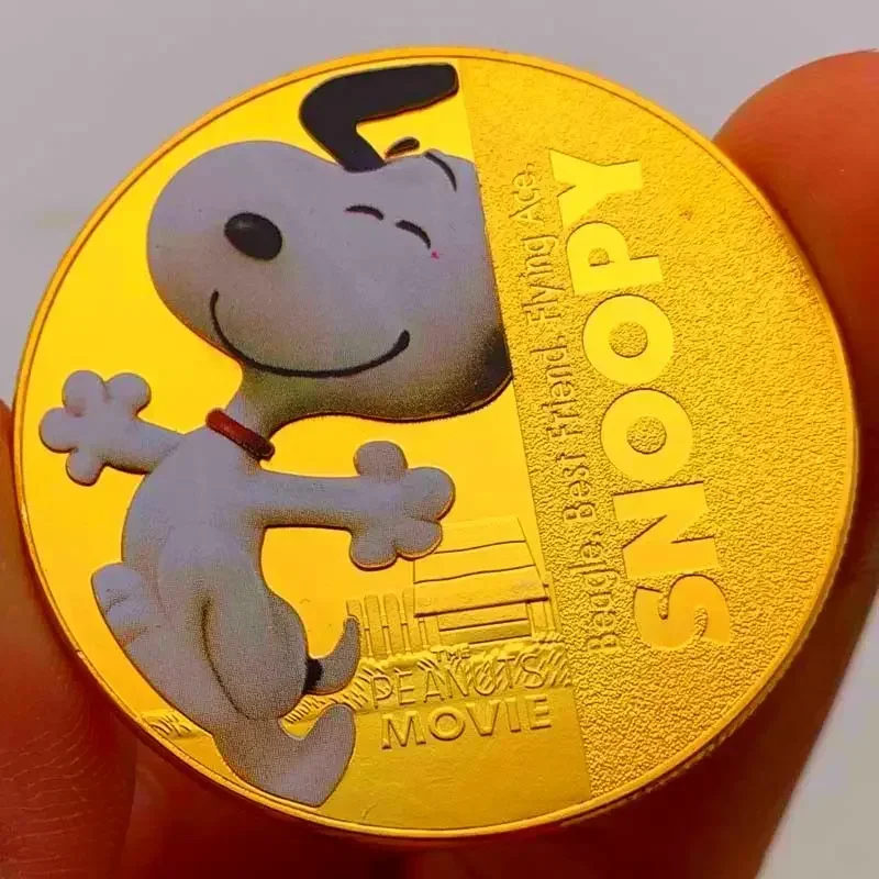 New Snoopy Movie Commemorative Coins Peanuts Charlie Brown Gold-colored Metal Coin Animes Figure Children\'s Birthday Gift Toys