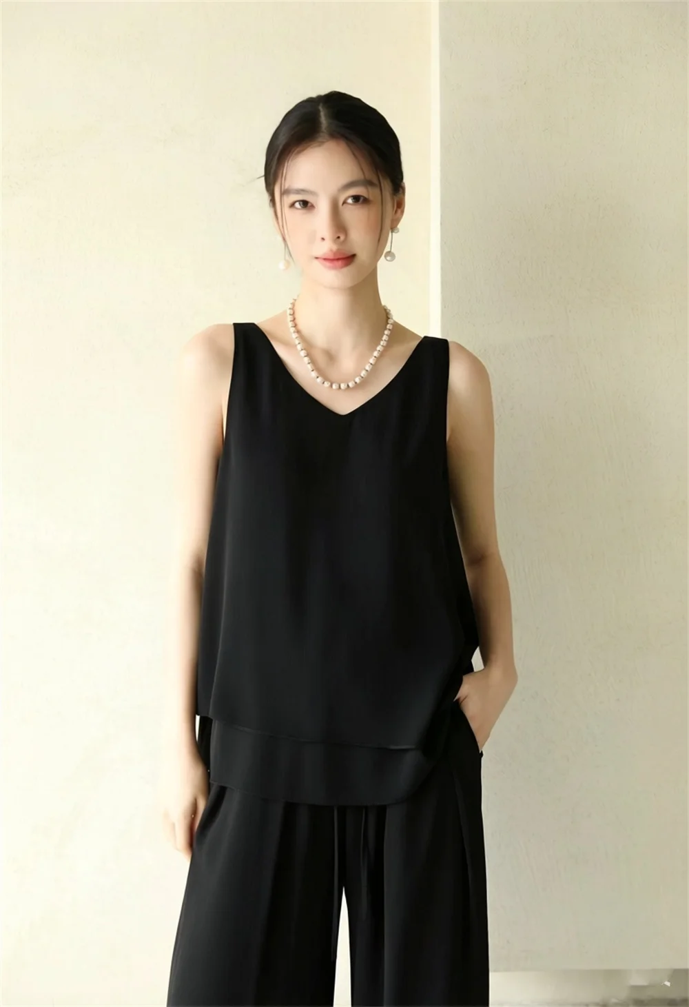 Summer New plus Size Women's Tank Top Cover Belly Sleeveless Chiffon Vest Outerwear Fashionable Commute Style Loose Fit - view 4