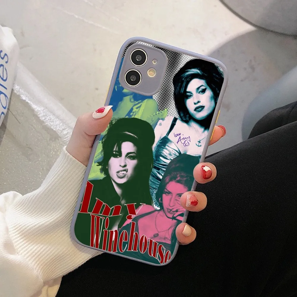 Amy Winehouse Phone Case For IPhone 14 X XR XS 7 8 Plus 11 12 13 Pro MAX 13mini Matte Shockproof Case