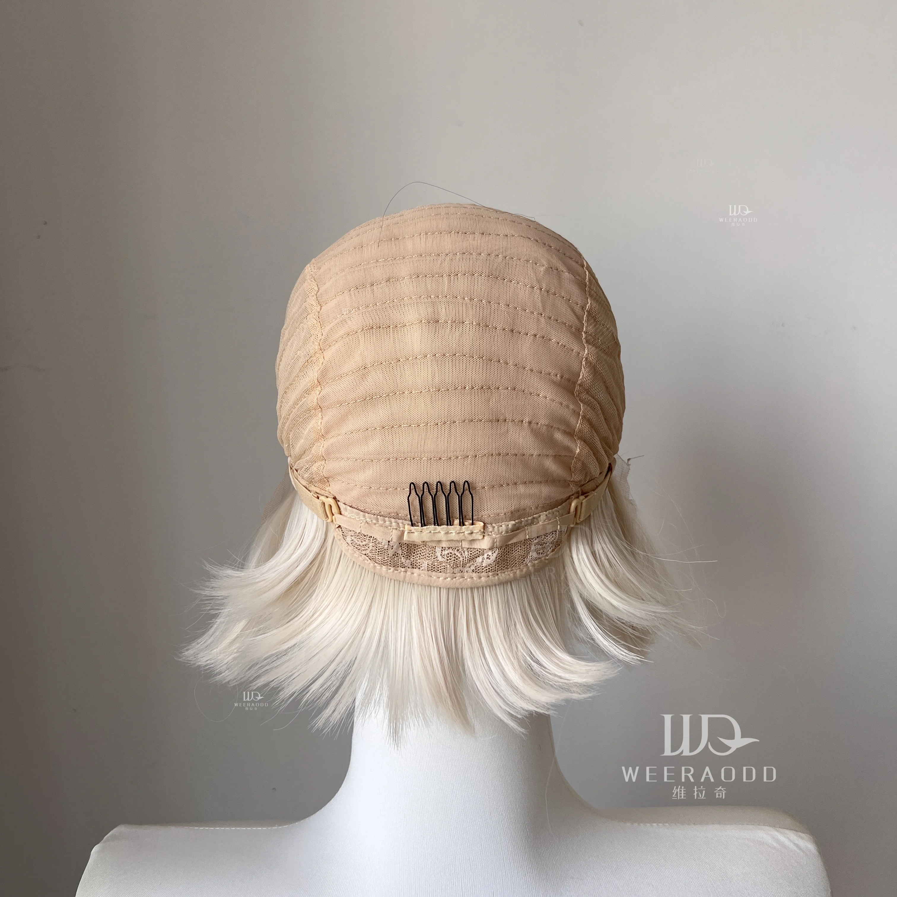 Platinum Blonde Short Bob Cut 13X4 Synthetic Lace Front Wigs for Women Pixie Synthetic Hair Wigs Half Hand Tied Glueless 150%