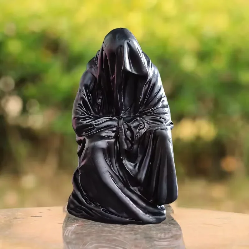 NewGothic Resin Faceless Ghost Statue with Black Robe Silicone Mold Halloween Horror Sculpture Creeper Reaper Figurine for Decor