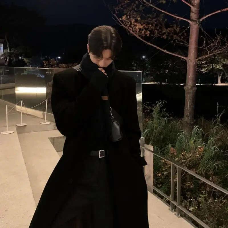 

Мужское пальто-кейп из шерстяной смеси, удлиненное, свободного кроя, объемное, просторное, пышное, струящееся, с широкими рукавами