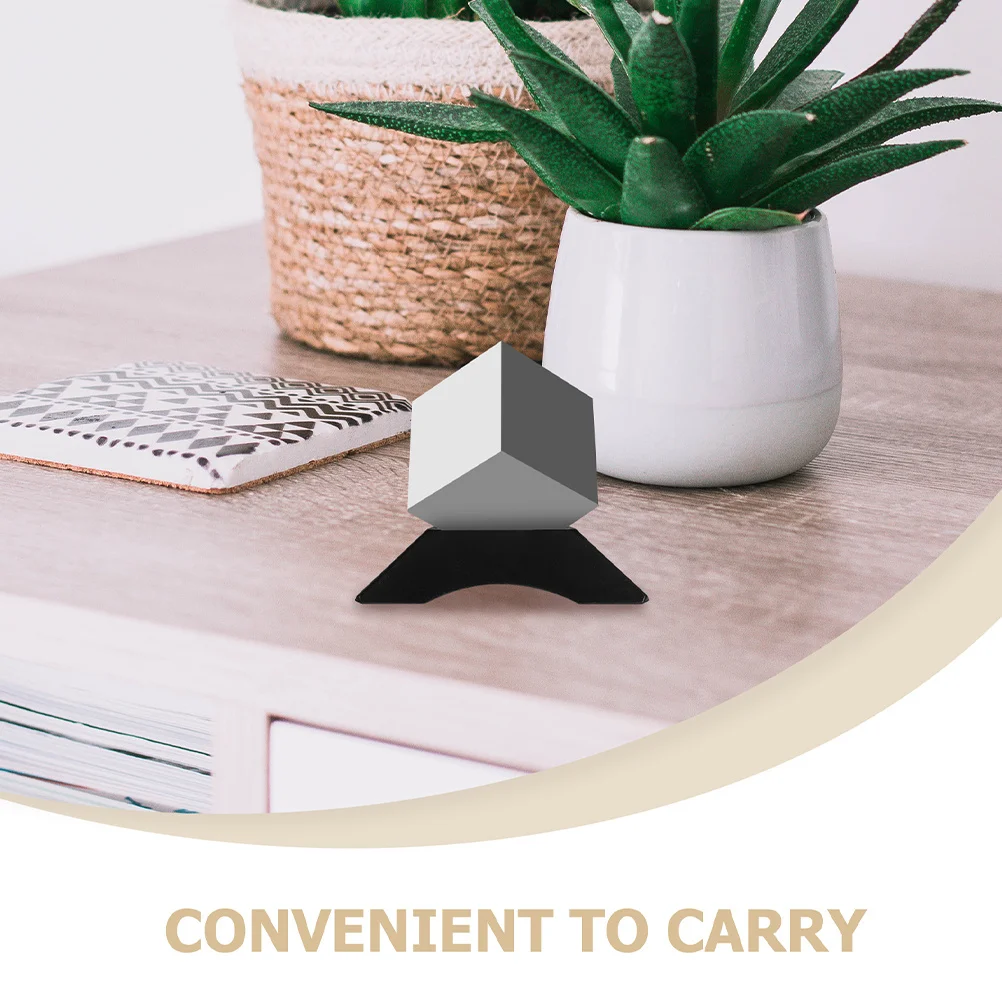 ฐานวางลูกบาศก์รูปสามเหลี่ยม 30 ชิ้น ทำจากพลาสติก สำหรับวางโชว์ลูกบาศก์ปริศนา ขนาดกะทัดรัด พกพาสะดวก เหมาะสำหรับใช้ในบ้านและสำนักงาน