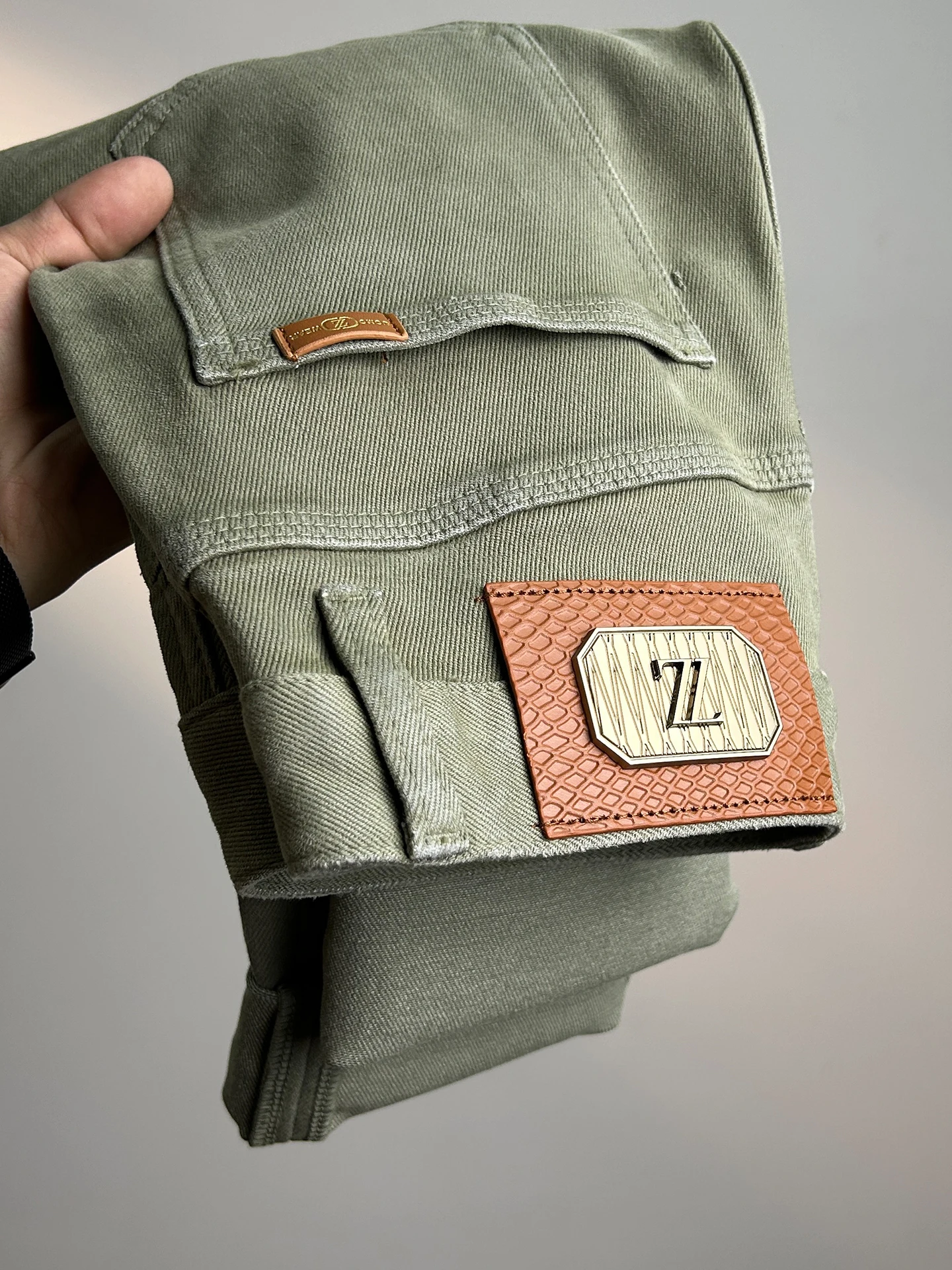 

High Quality Men's Slim Straight Casual Jeans Spring Summer New Style mid Waist Washed Cotton Polyester Blend Comfortable