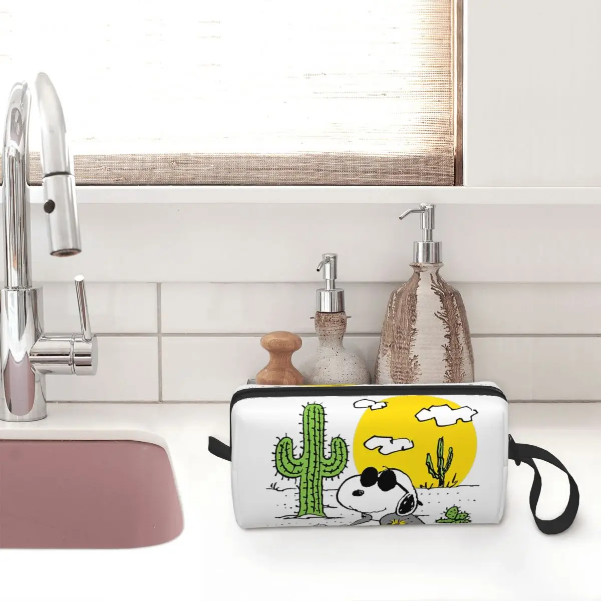 Snoopy Woodstock Desert Makeup Bag Large Cosmetic Bag for Men Women Cartoon Toiletry Bag Dopp Kit