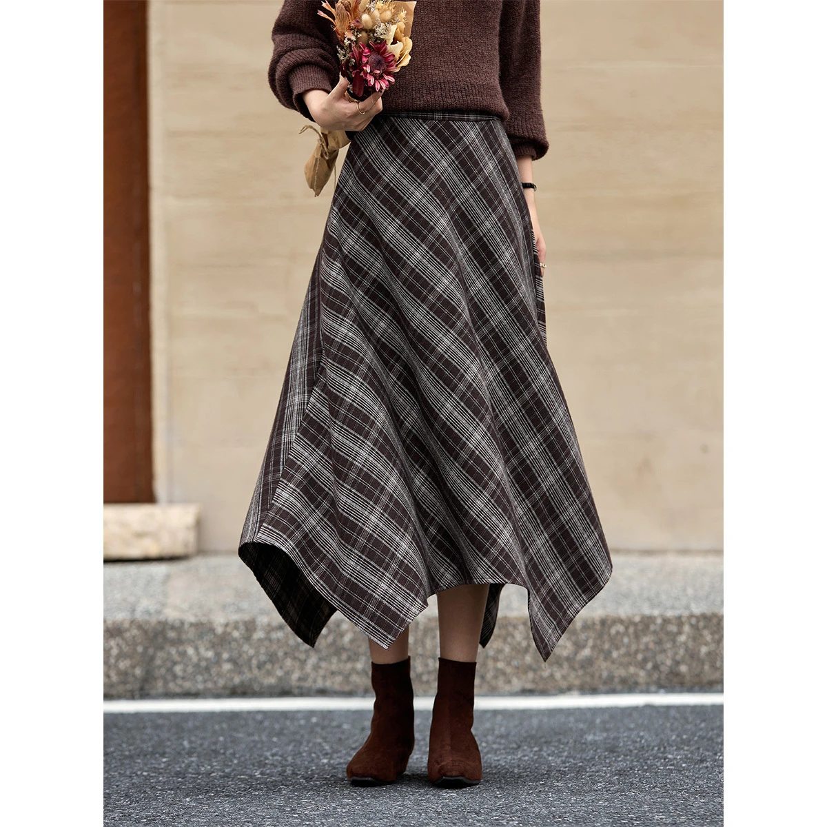 กระโปรงลายสก็อตวินเทจ VIMLY สำหรับผู้หญิง คอลเลคชั่นฤดูใบไม้ร่วง 2025 กระโปรงทรงเอ ชายกระโปรงไม่เท่ากัน ทรงยาว ทรงหลวม ใส่ได้หลากหลาย รุ่น A2976