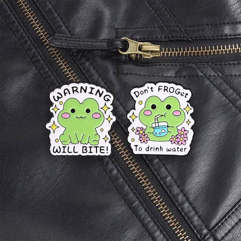 Don't Froget To Drink Water Frog Enamel Pin, Cute Green Frog With Cup Brooch For Hydration Reminder And Fun Gift Style