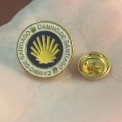 10PCs San Diego Shell Brooch Jewelry Travel gift Giveaway