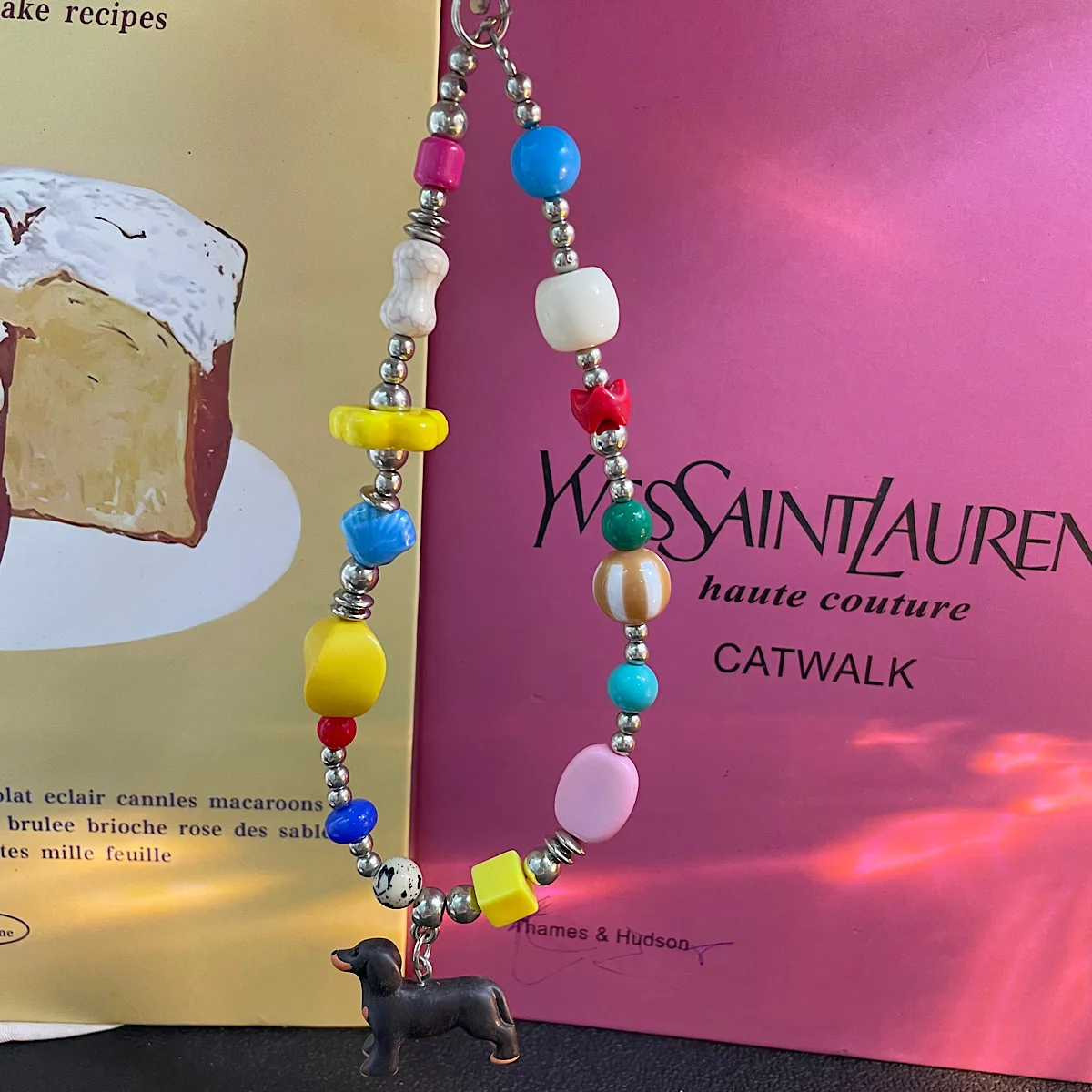 Ins Style Color Blocked Bead Phone Chain, Sausage Dog Pendant Bag Decoration Keychain, Phone Case, Hanging Rope For iPhone 17 16