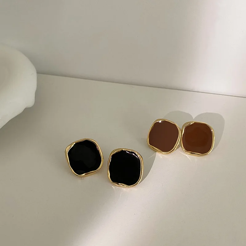 Square Black Color Korean Style Stud Earrings for Women 2023 Summer Fashion New In Jewlery Simple Female Party Earring