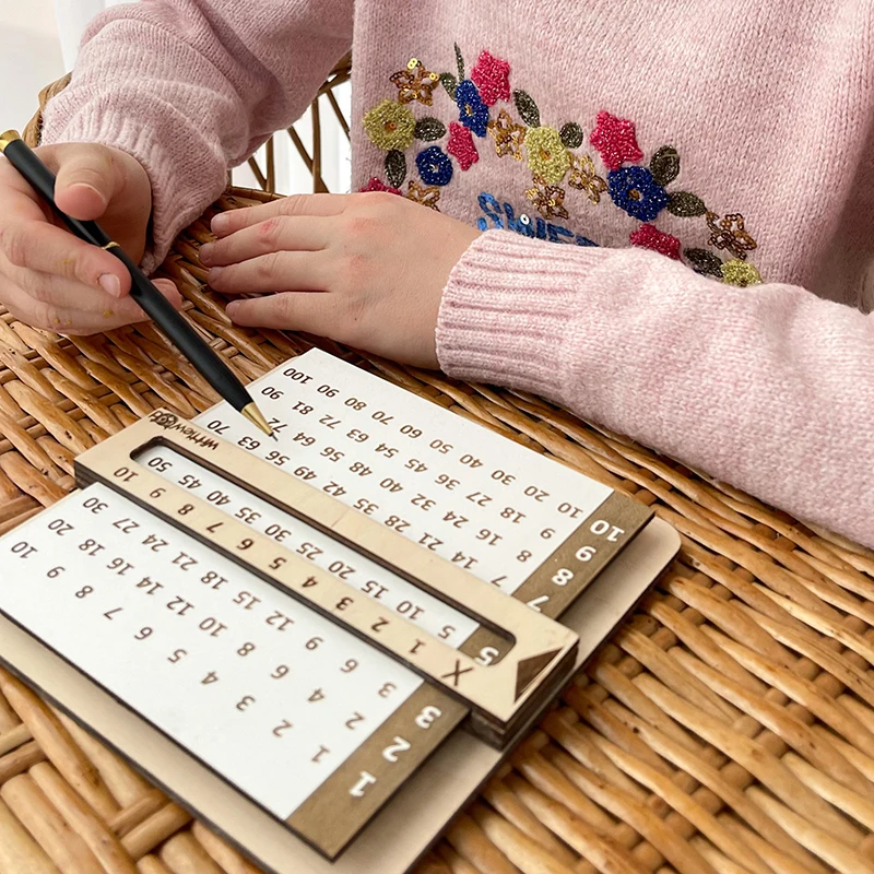 子供木製スライド式掛け算表モンテッソーリおもちゃ数学カウントボード教育ツール学習教育玩具子供向け