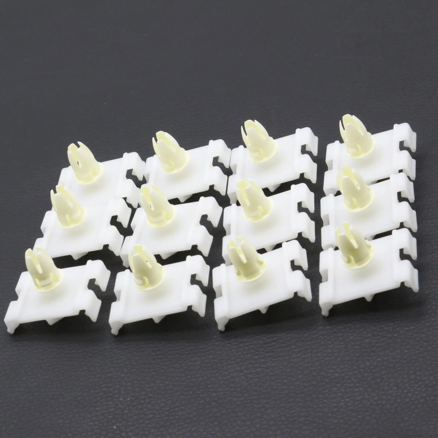

12 pcs Fender Molding Retainer Clips with Grommet Fit For Mercedes-Benz C CLK W202 W203 W210 A0019888081 White Nylon Fastener