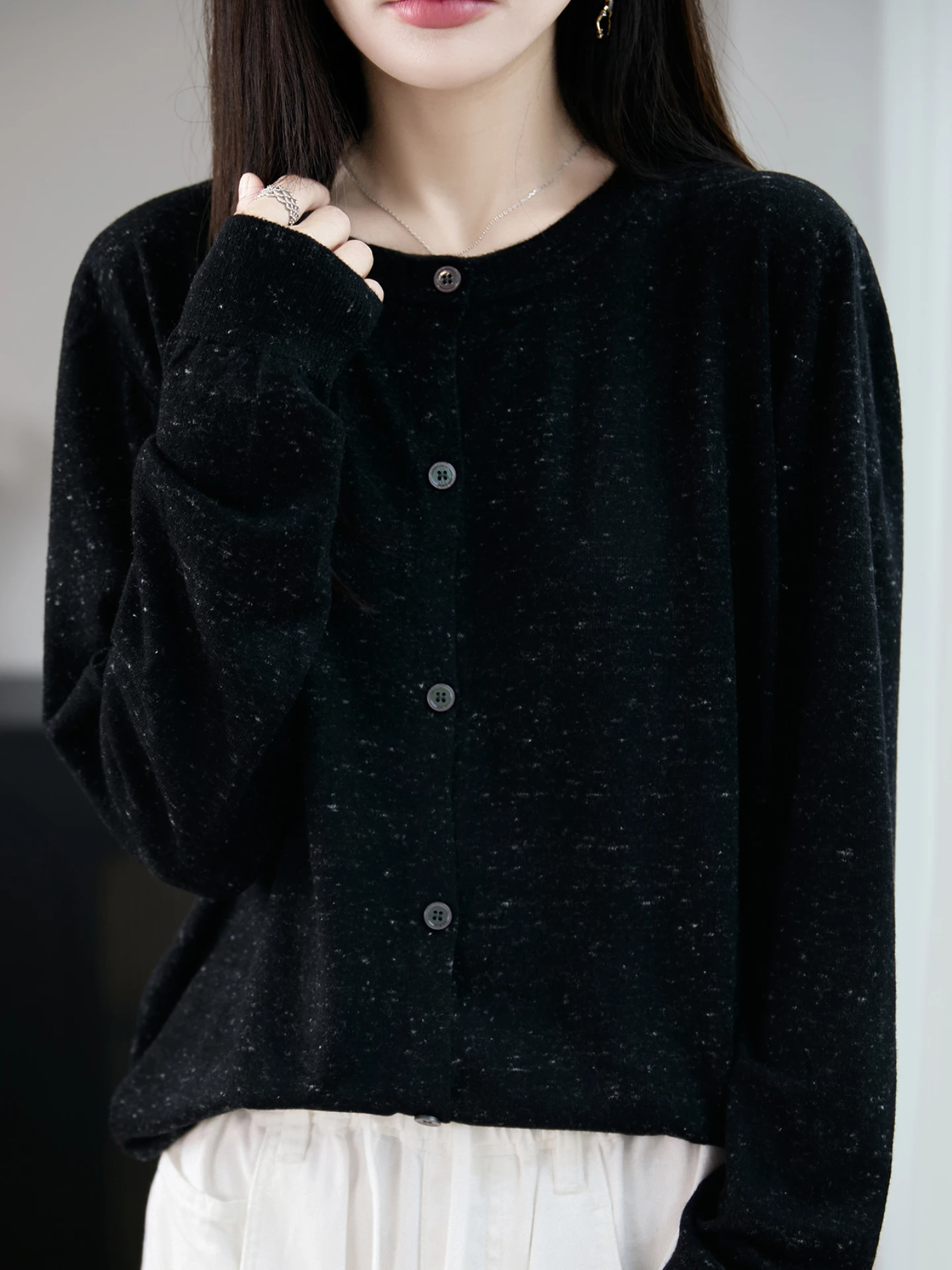 เสื้อคาร์ดิแกนไหมพรมถักแบบเปิดสำหรับผู้หญิง คอกลม รุ่น ay ซีรีส์ฤดูใบไม้ร่วง-ฤดูหนาว ใหม่ สไตล์ลำลอง ทรงหลวม เนื้อผ้านุ่ม