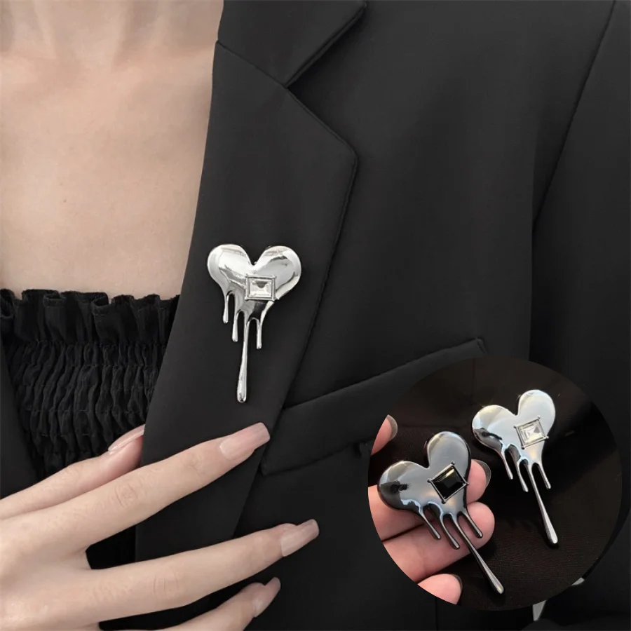 Fashion Lava Love Brooch Corsage Pin Creative Niche Design Heart-shaped Suit Pin Collar Accessories Brooches for Women