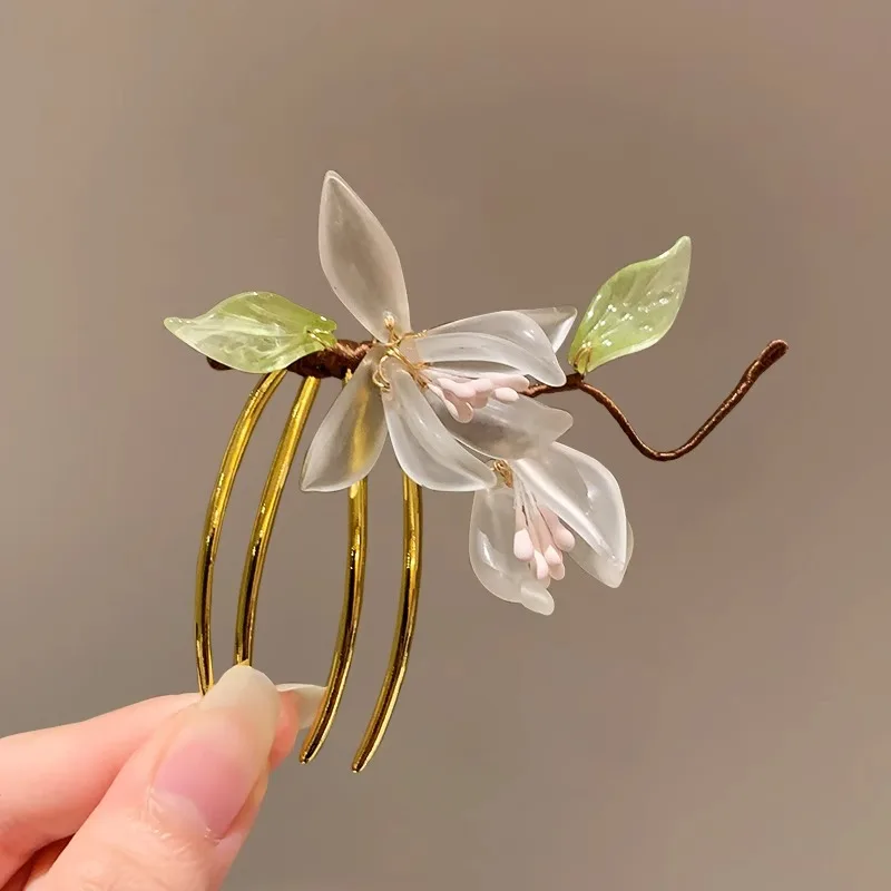 Retro Style Bridal Flower Hair Comb Woman Elegant Lotus Pearl Hair Accessories Fit Bridal Wedding Birthday Party Decor Hair Comb