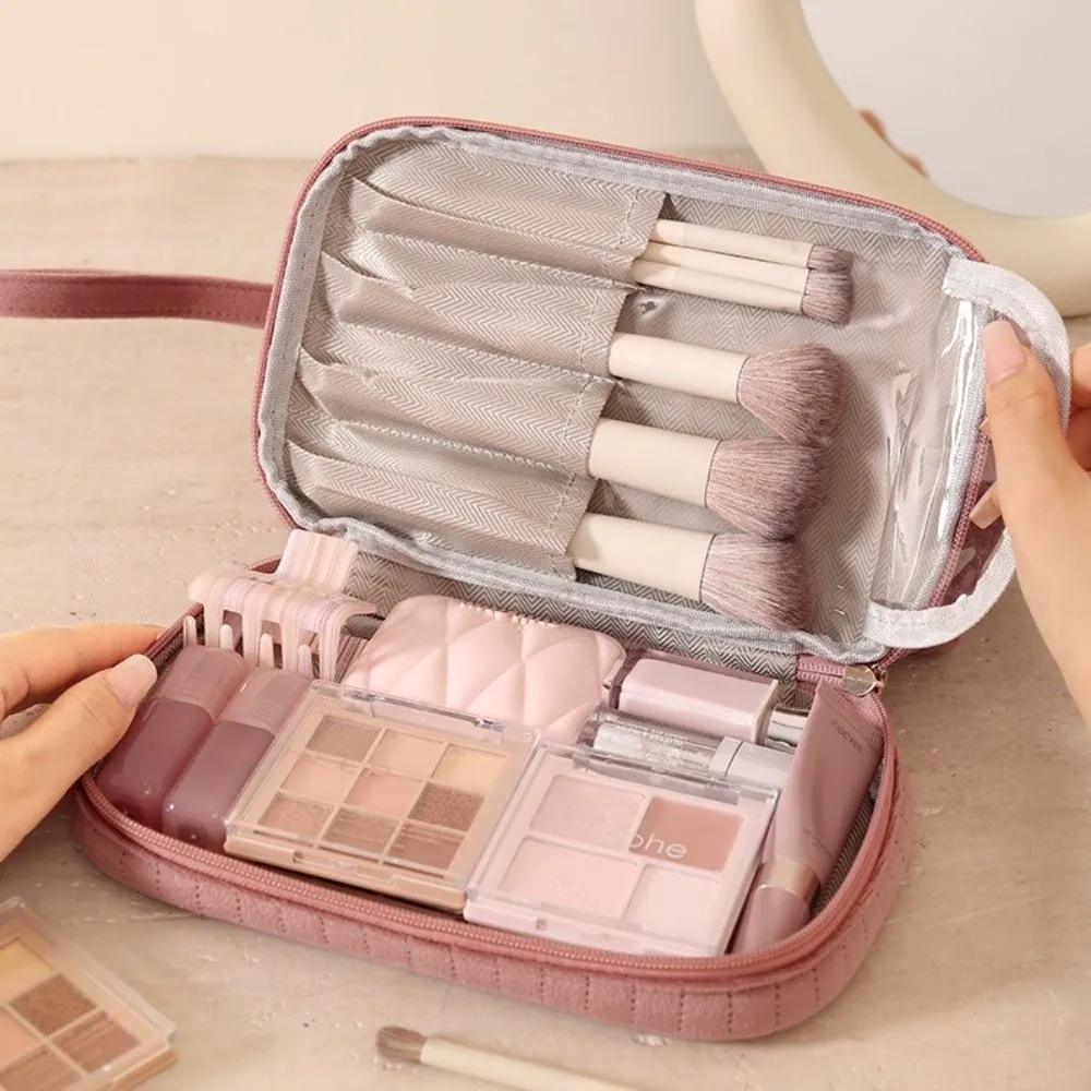 New Double-Layer Cosmetic Bag Large Capacity Velvet Material Makeup Pouch Lightweight Portable Makeup Organizer For Travel