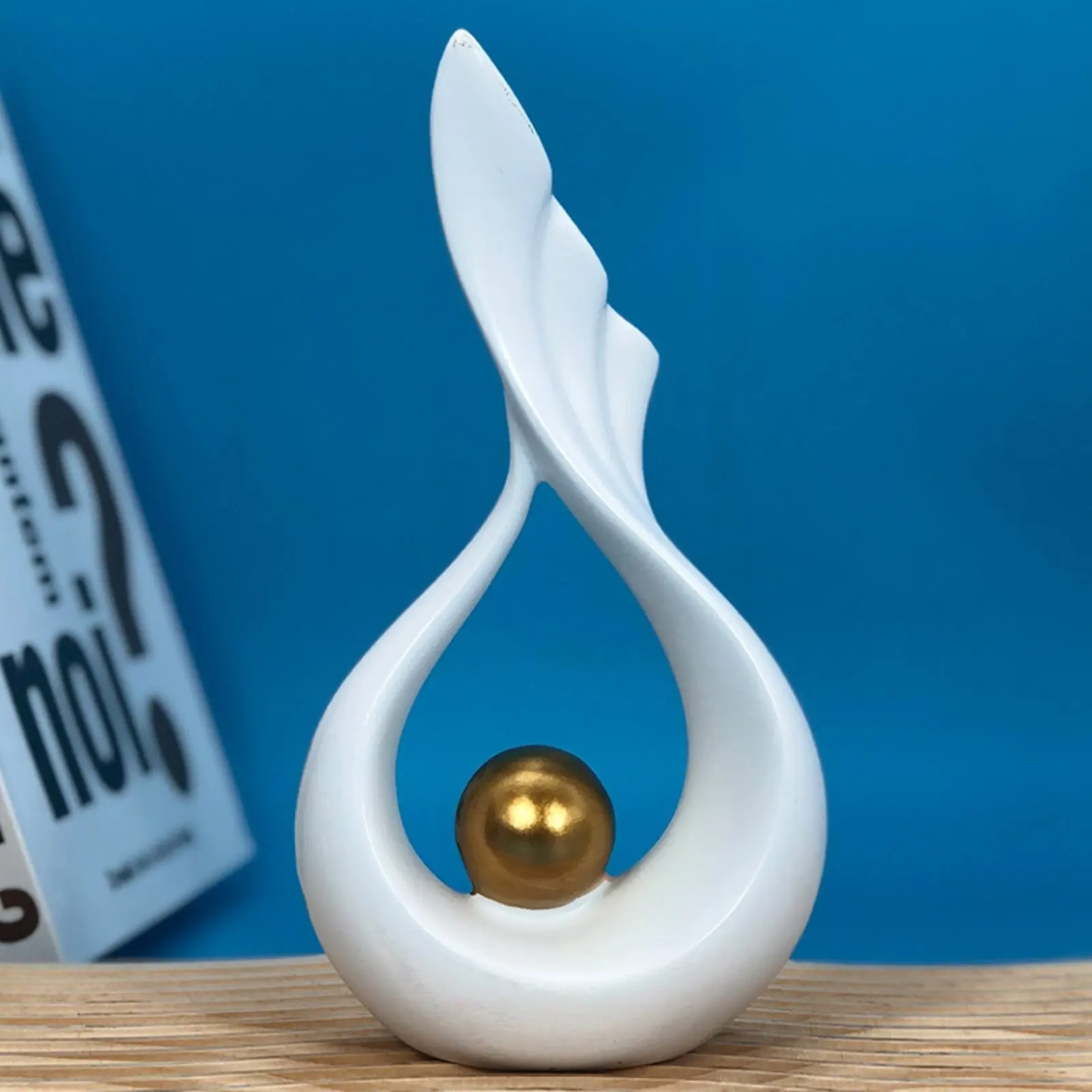 Estatua cola de pez iluminada – Decoración elegante antideslizante - imagen 4