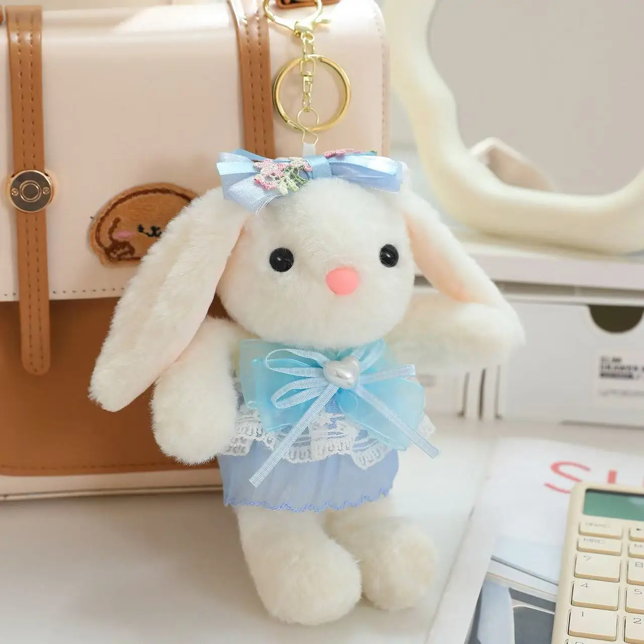 Jellecat's nieuwste hangende oorkonijnrugzakhanger gevuld met knuffels, beeldjes, cartoonanime, schattige cadeaus en leuke pop