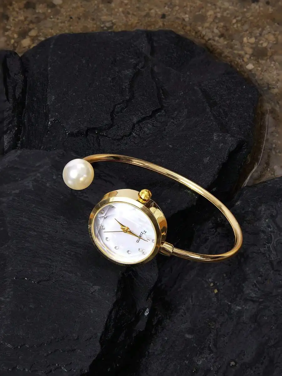 Opalesca 1pc Women's Delicate Bracelet Watch With 1 Large Pearl, Diamond-Cut Glass Crystal Dial, Minimalist Quartz Watch