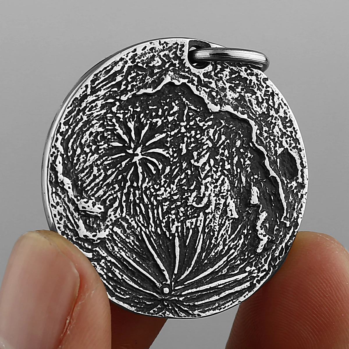 Retro Moon Surface Coin Pendan - огляд і ціна Vintage Collectible Coins