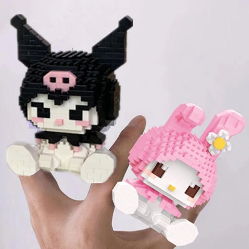 Bloques de construcción de Hello Kitty para niños, juguetes ensamblados, adorno decorativo, figura de Anime Sanrio, modelo Kuromi, regalo de